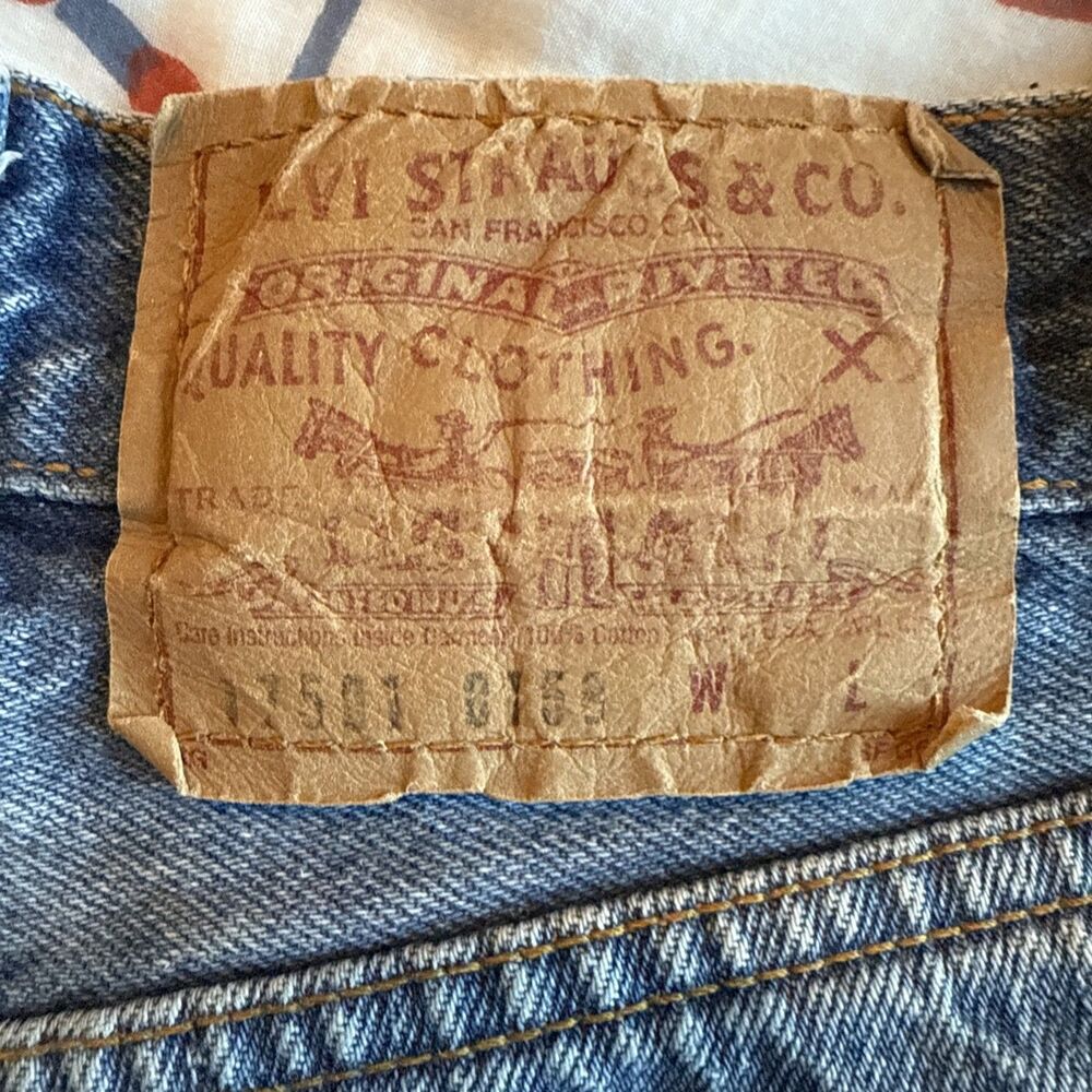 Vintage 80's USA Levi's 501 Jean Shorts Denim Distressed Custom Cut Off | Wmns 6 - Picture 6 of 12